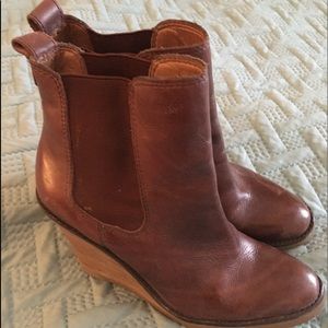 Lucky Brand Chelsea boots